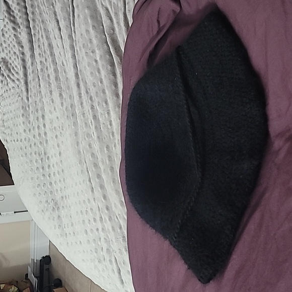 Black fuzzy beanie bucket hat one size women's - Picture 6 of 9